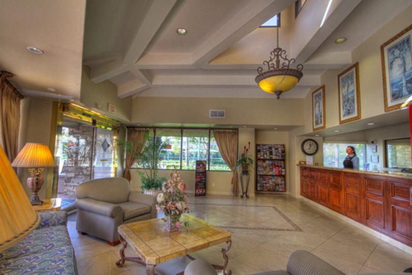 Tropicana Inn & Suites Anaheim Esterno foto