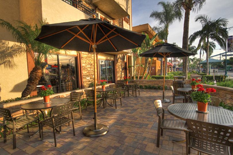 Tropicana Inn & Suites Anaheim Esterno foto